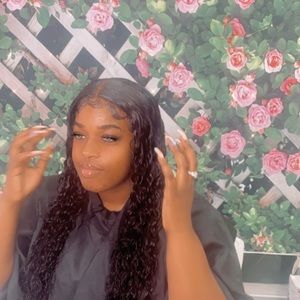 Meet your Posher, Latriona